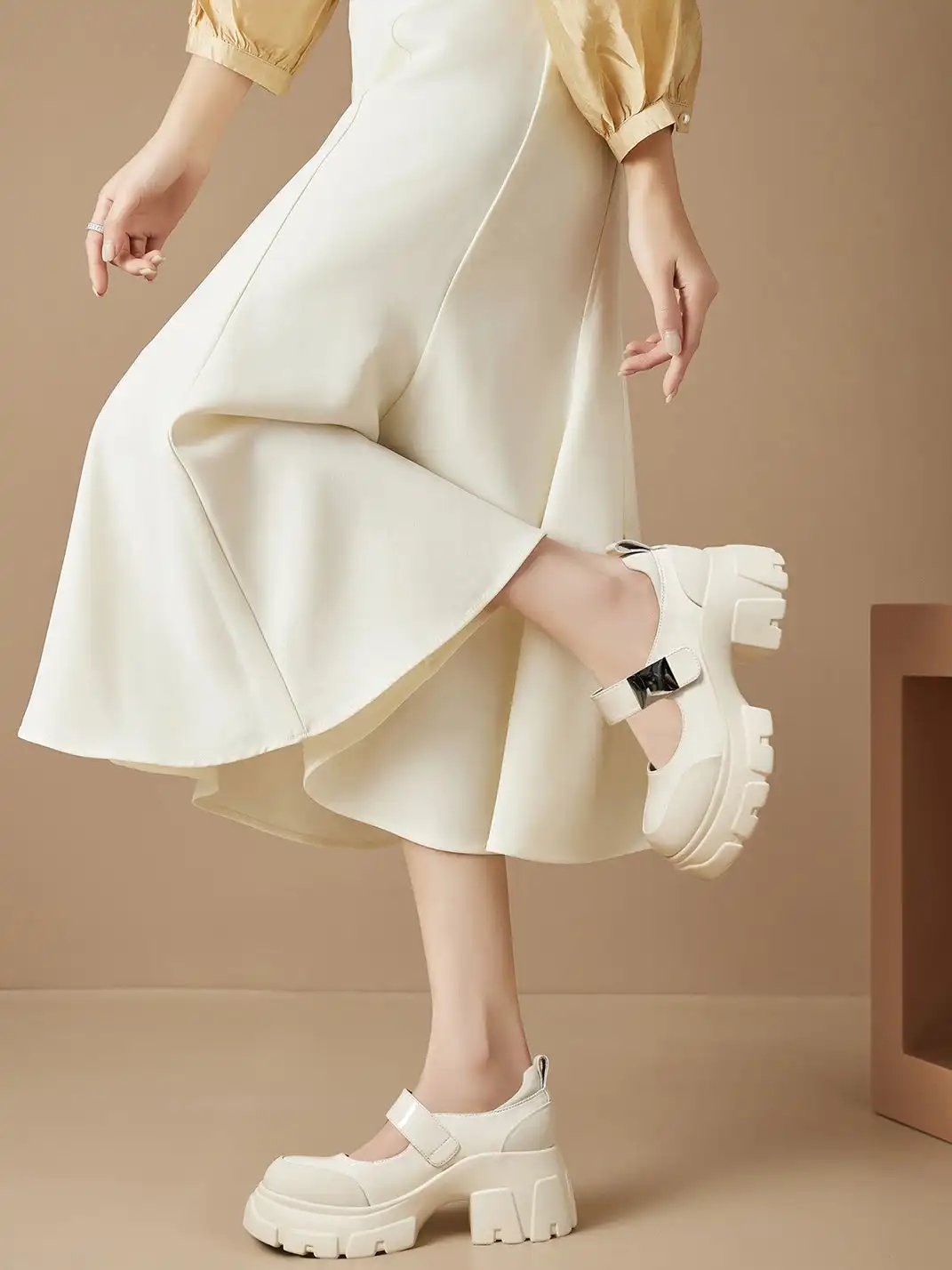 EBLAN | Platform Cut Out Mary Jane Shoes