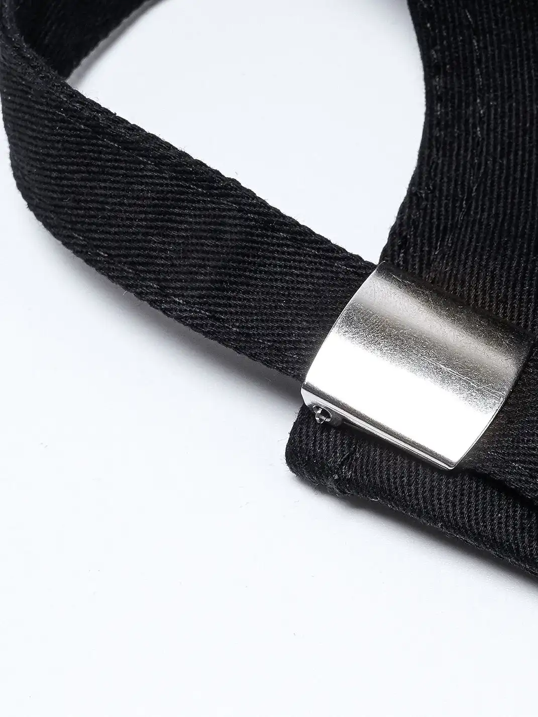 REBEL WAVE | "RŠŠÆ" Rivet Curve Brim Cap
