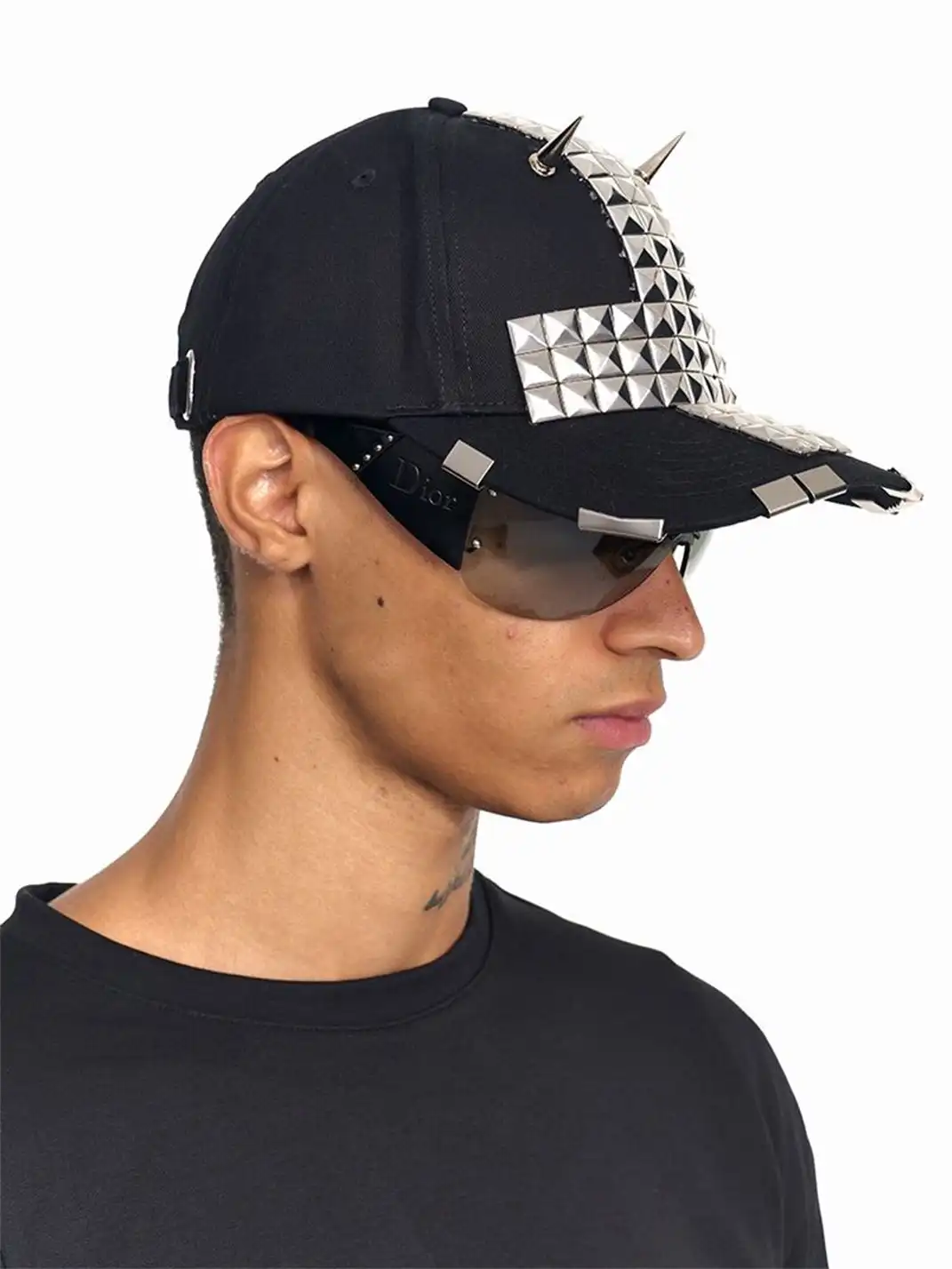 REBEL WAVE | "RŠŠÆ" Rivet Curve Brim Cap
