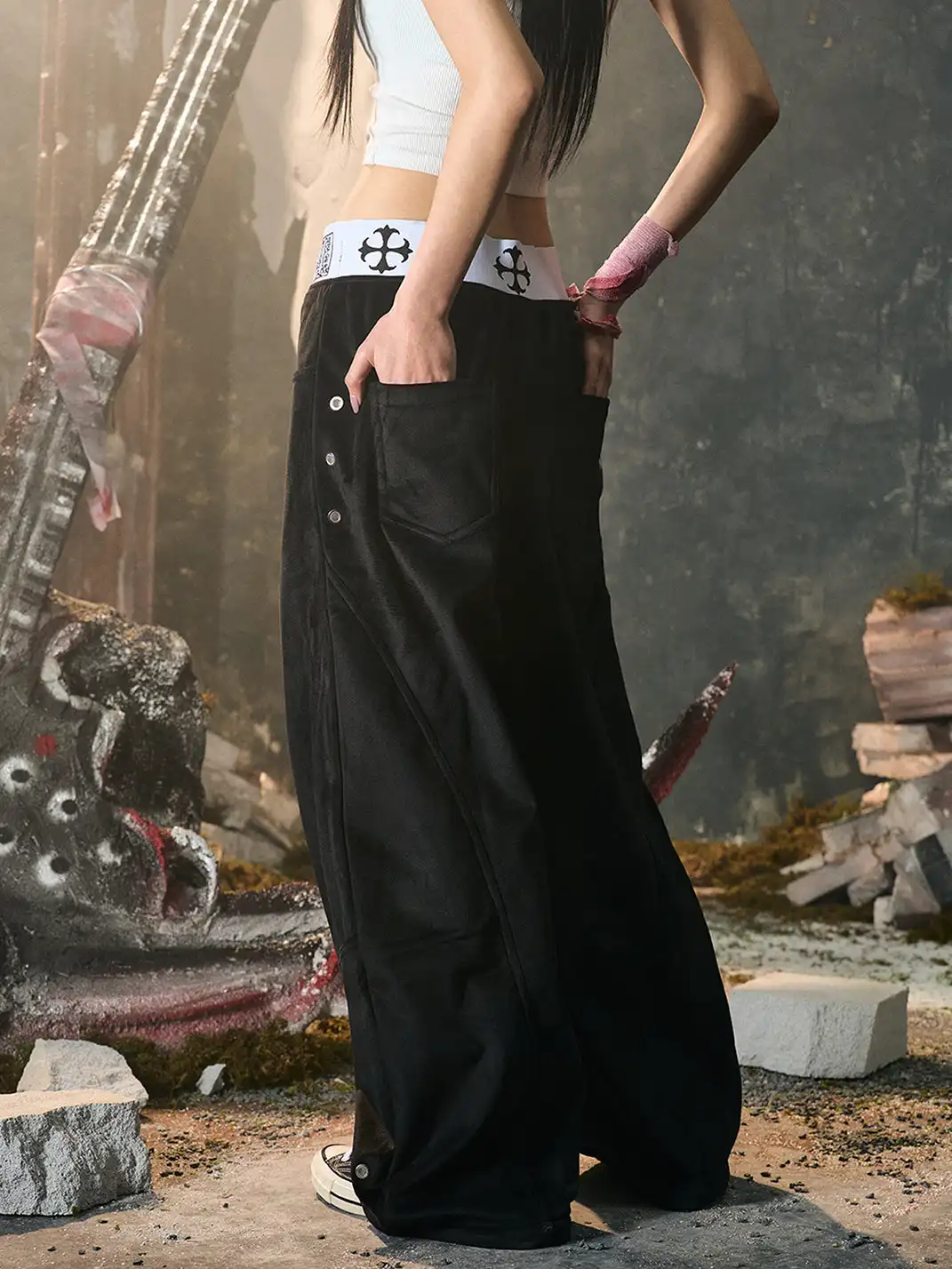 PAIKI | Logo Waist Baggy Pants