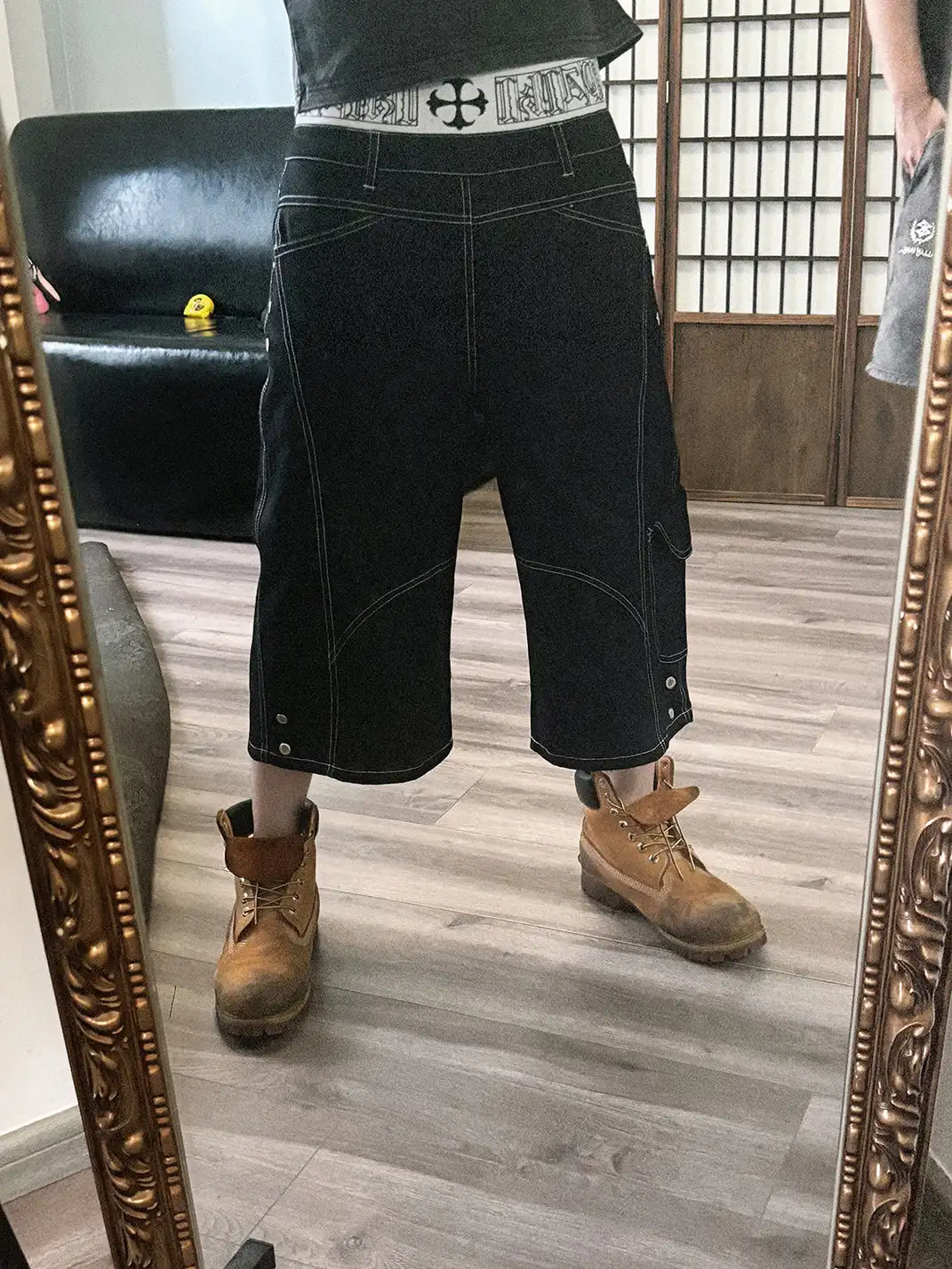 PAIKI | Logo Waist Baggy Shorts