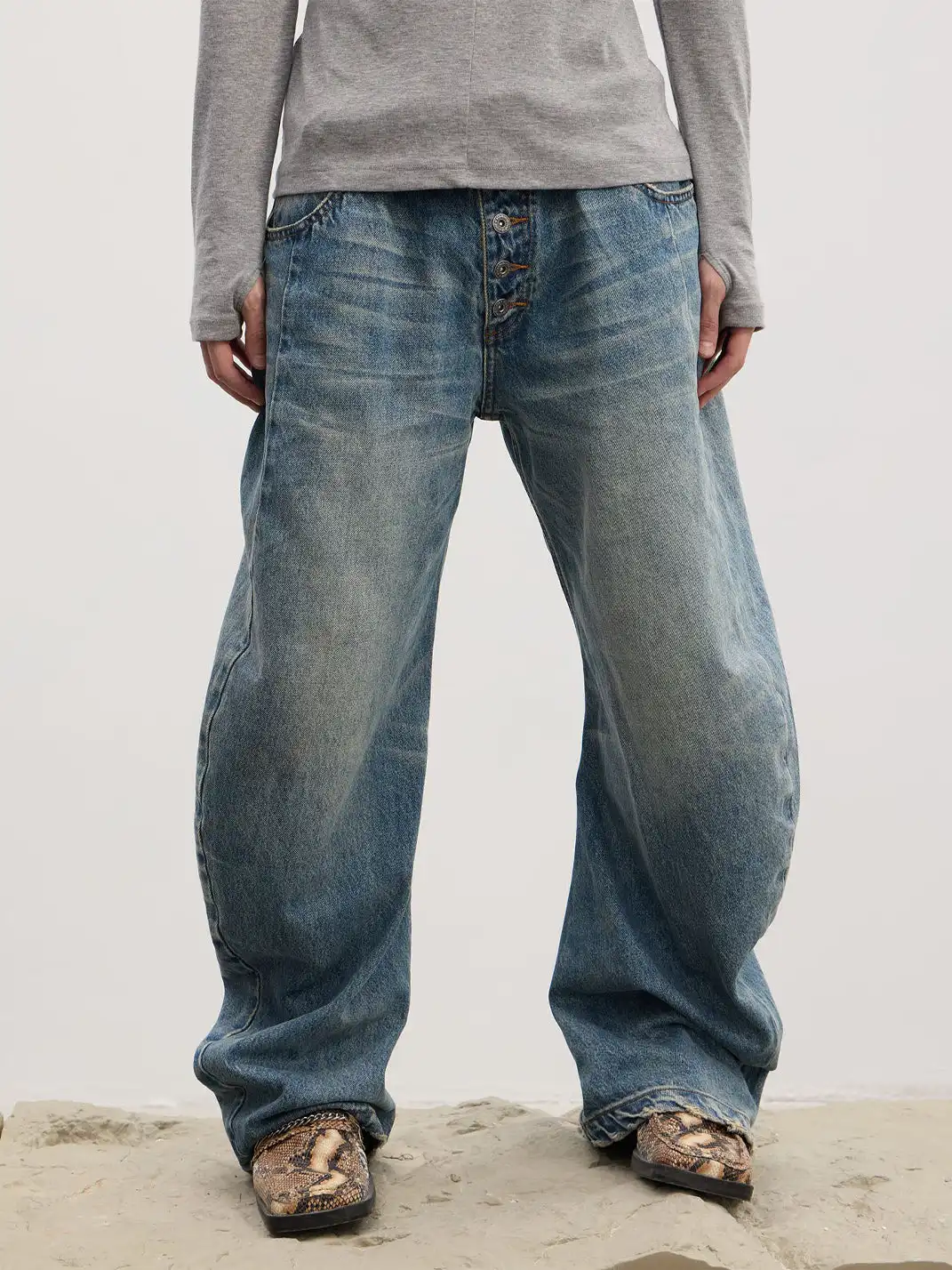 DND4DES | Button Fly Washed Curve Jeans