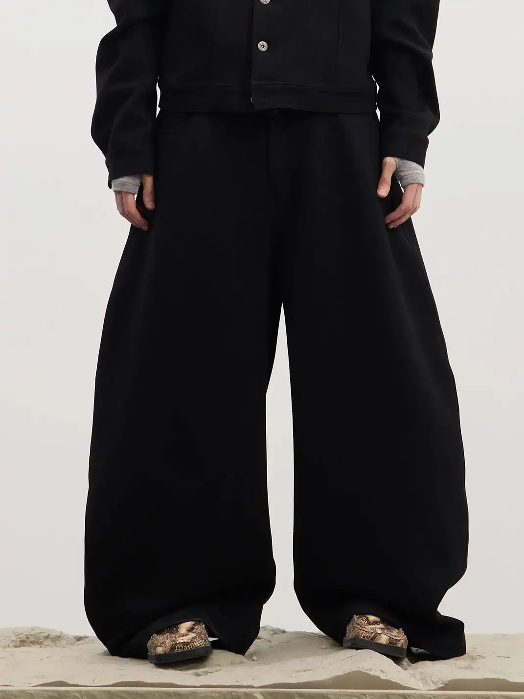 DND4DES | Wool Blend Curve Sweatpants