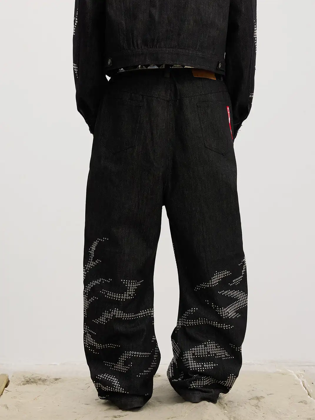 DND4DES | Iron-On Patch Curve Jeans
