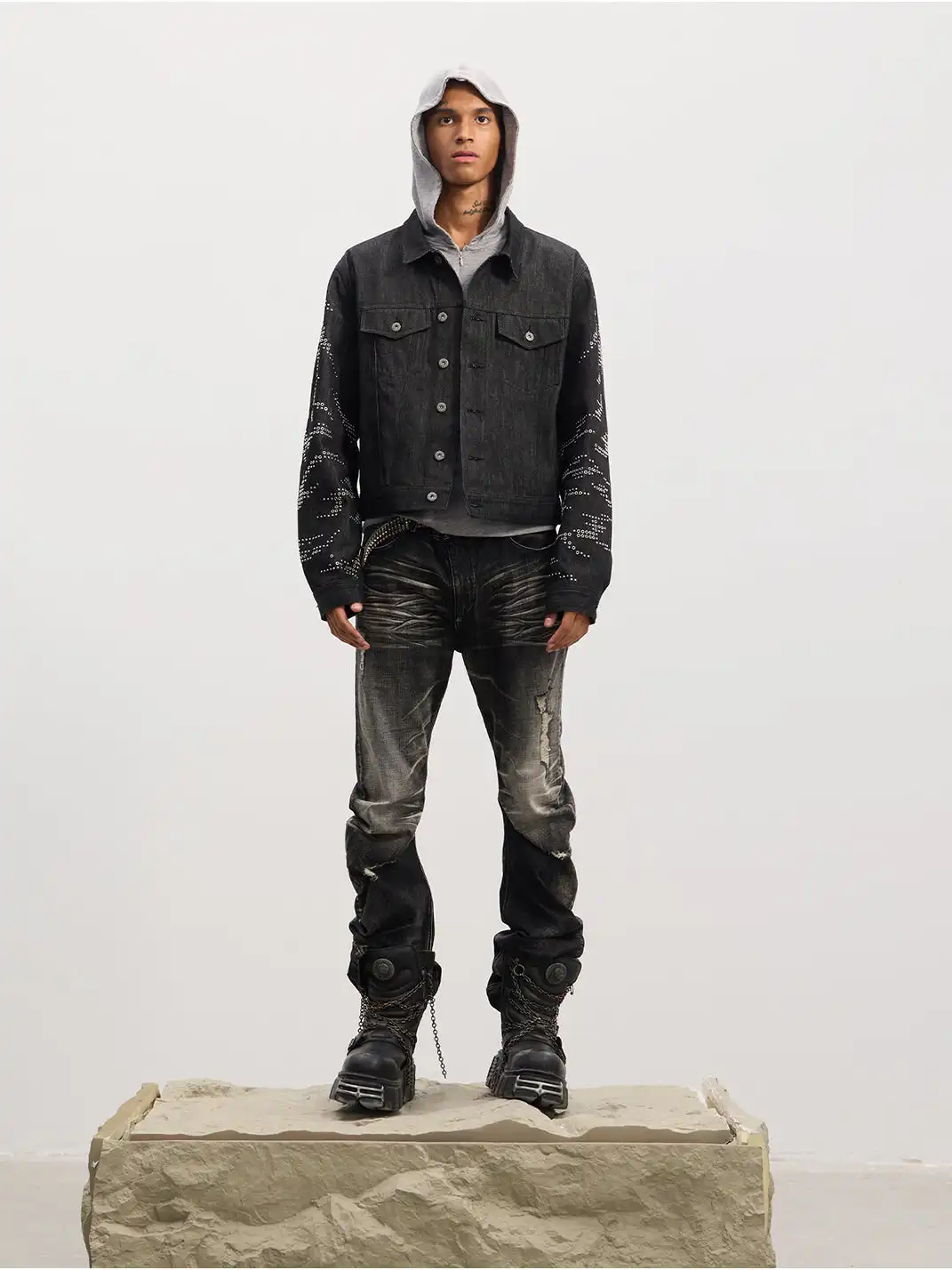 DND4DES | Iron-On Patch Denim Jacket