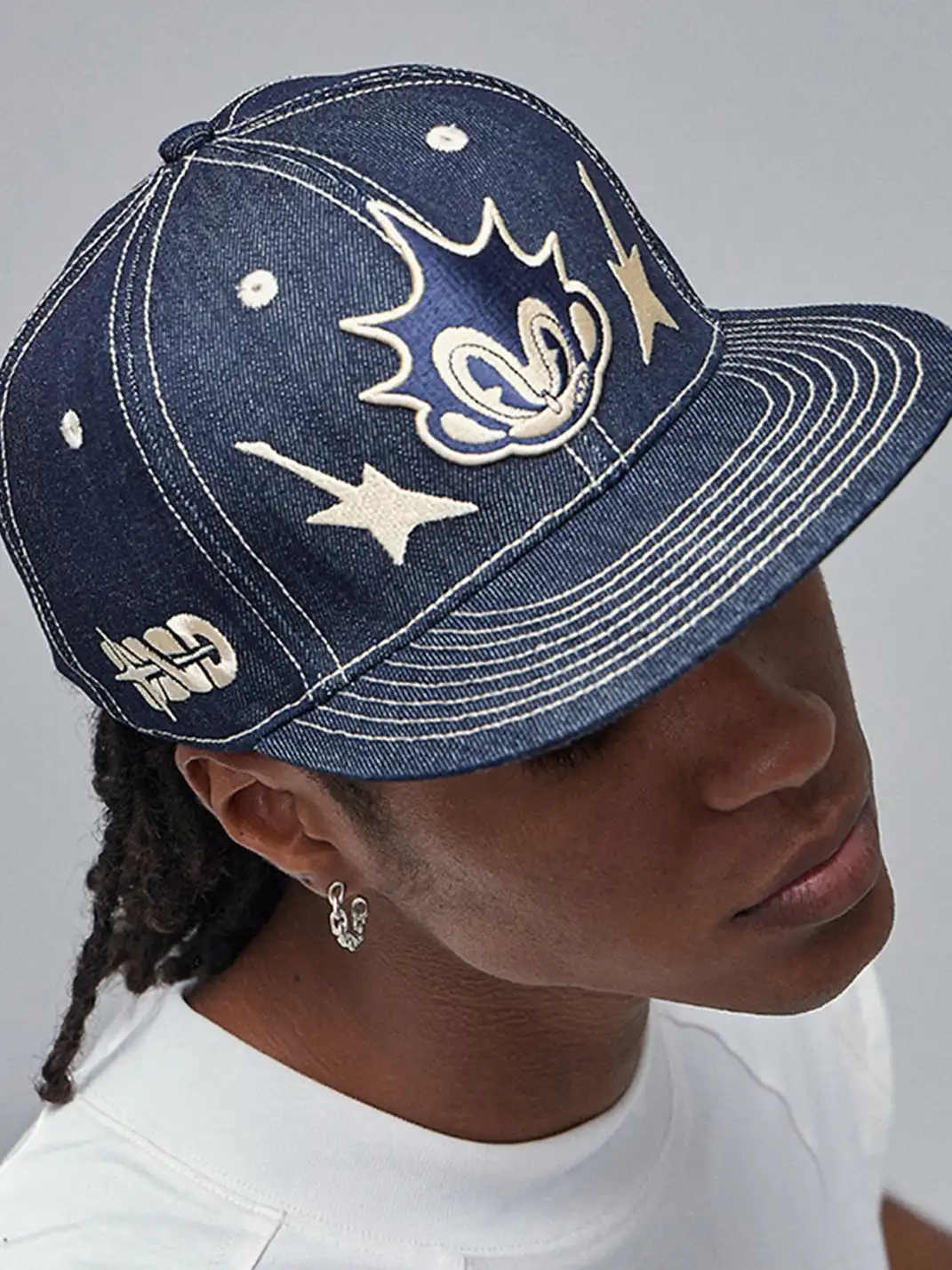 DND4DES | Stitchwork Flat Brim Cap
