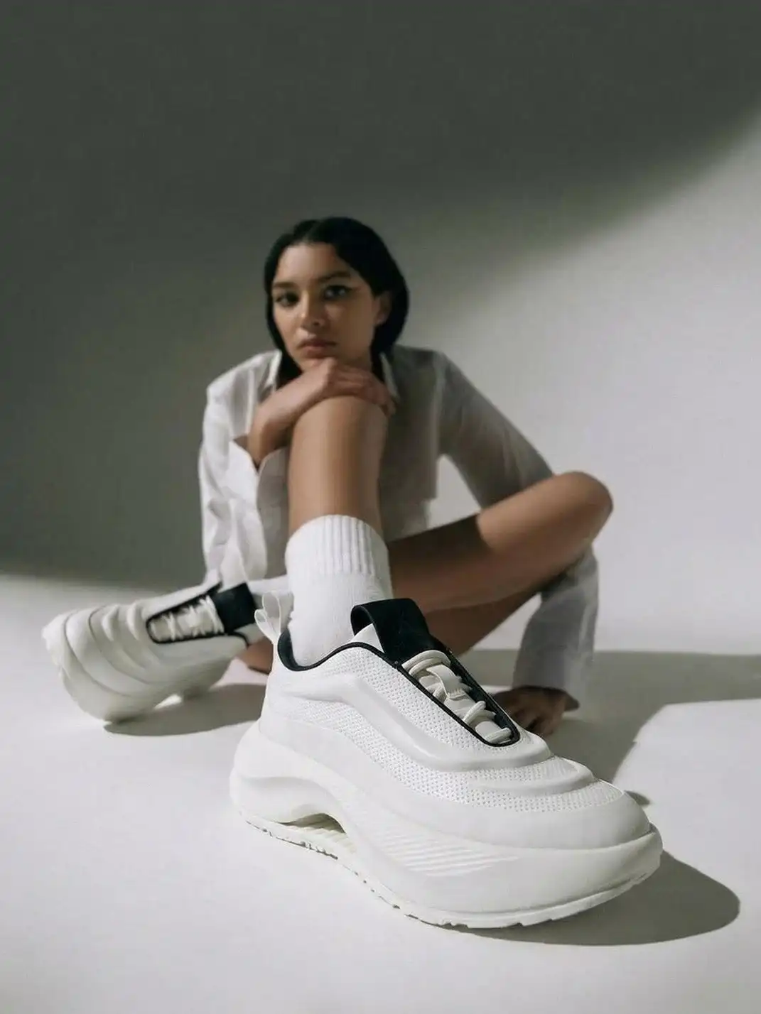 SALAXI | "SPACE SHUTTLE" Chunky Runner