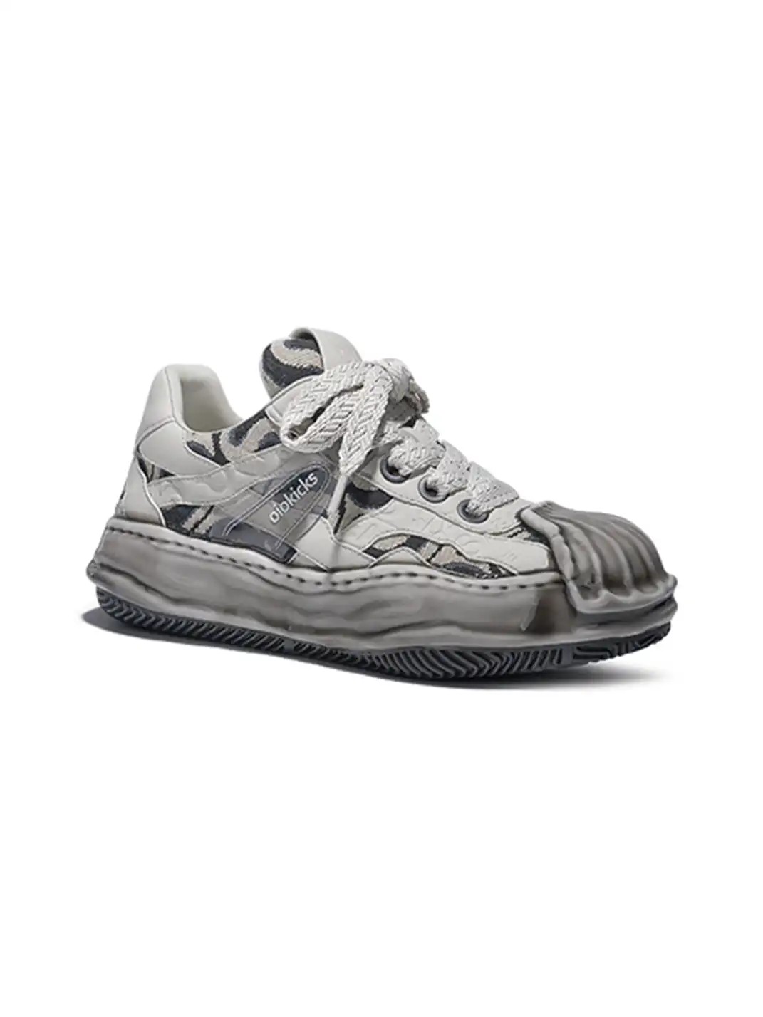 SALAXI | "DISSOLVE" Shell Toe Sneaker