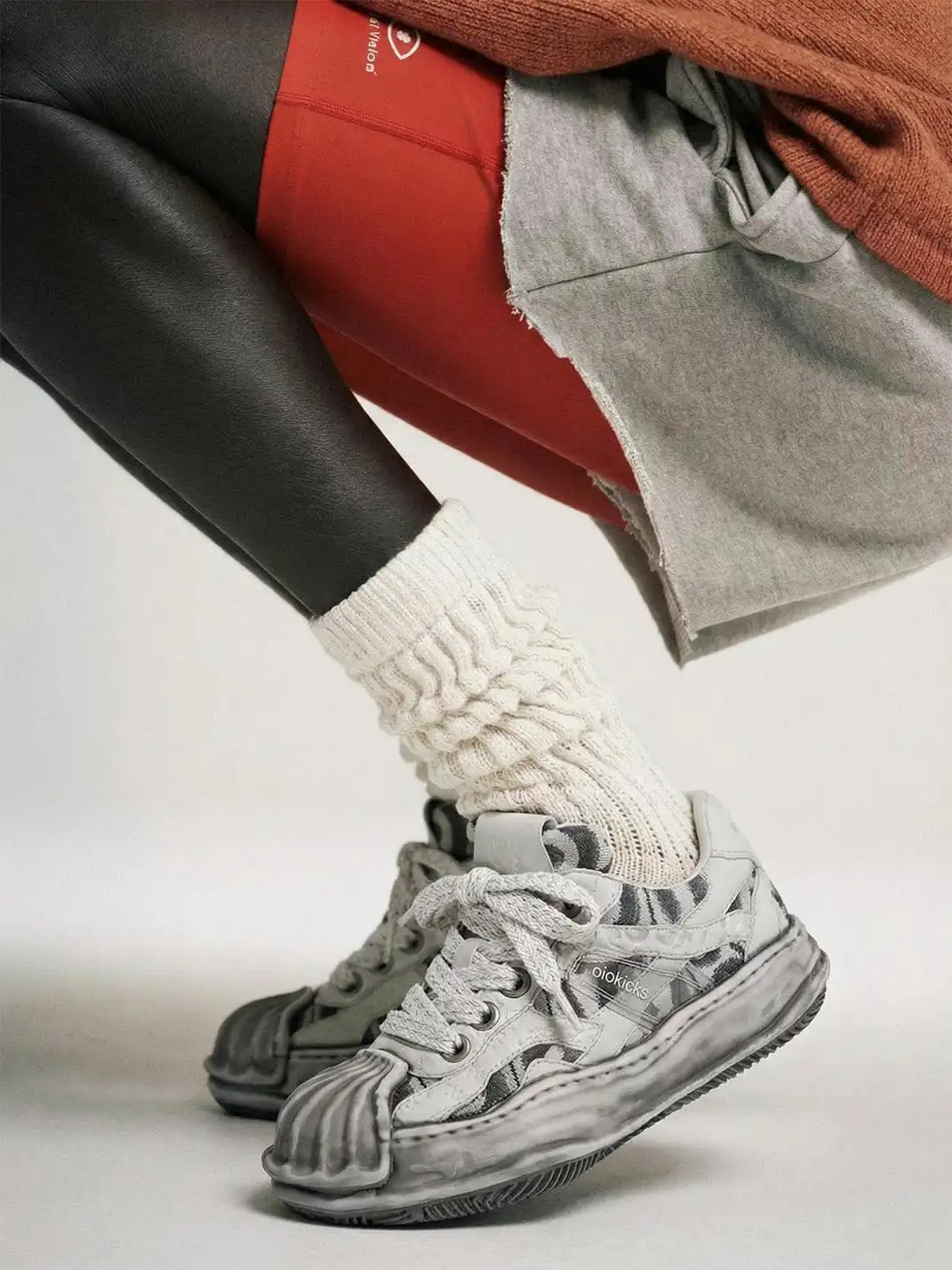 SALAXI | "DISSOLVE" Shell Toe Sneaker