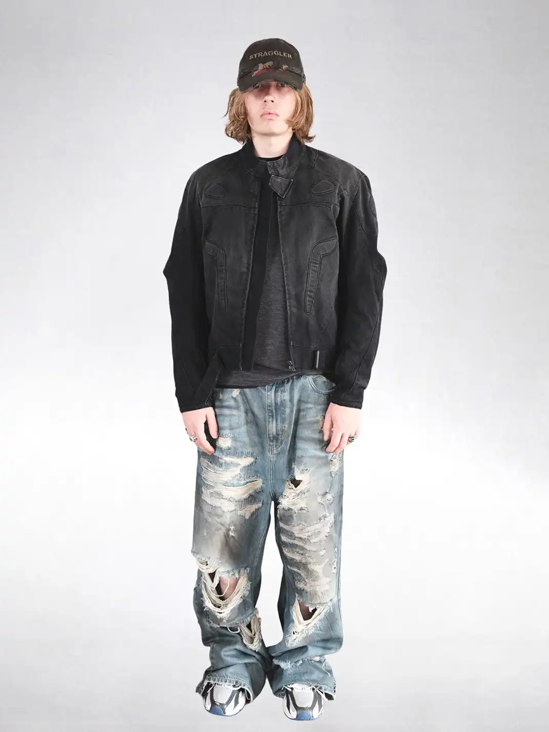 UNKNOWNWORLD | Ripped Straight Leg Jeans