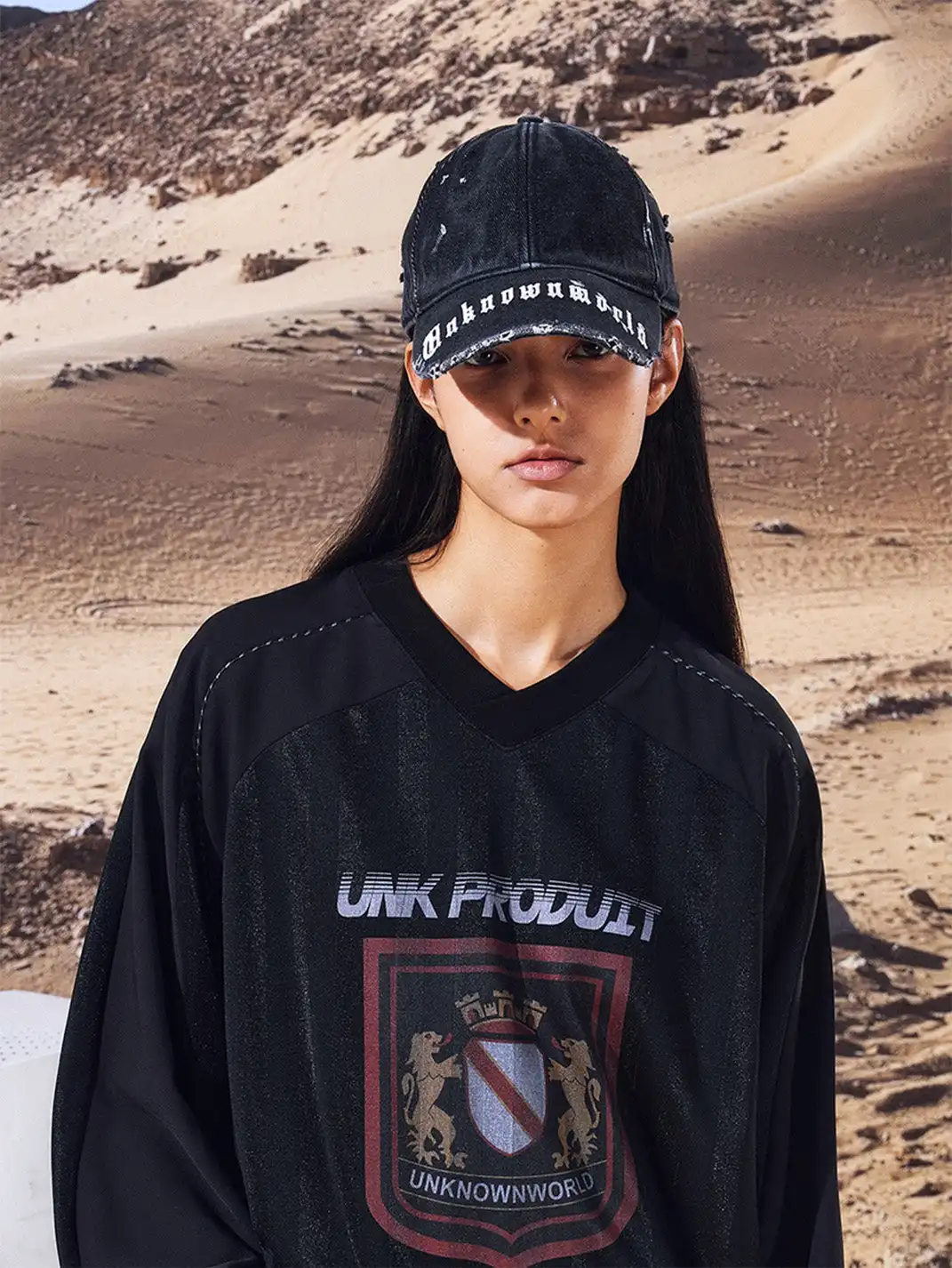 UNKNOWNWORLD | Distress Paint Splatter Cap
