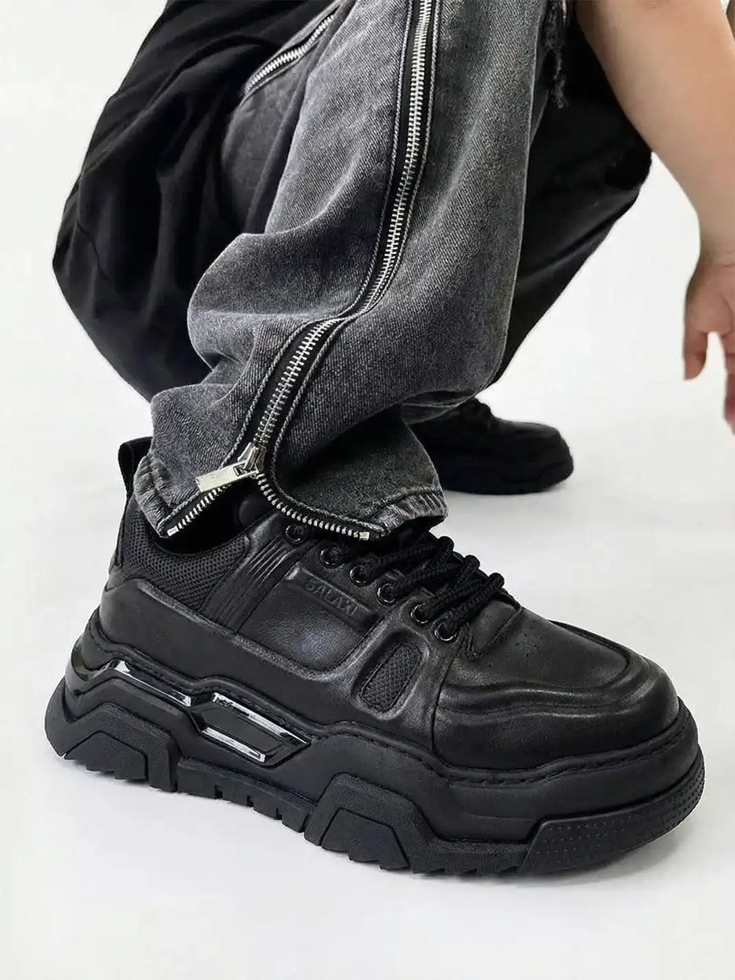 SALAXI | "MONO VOLT" Chunky Sneaker