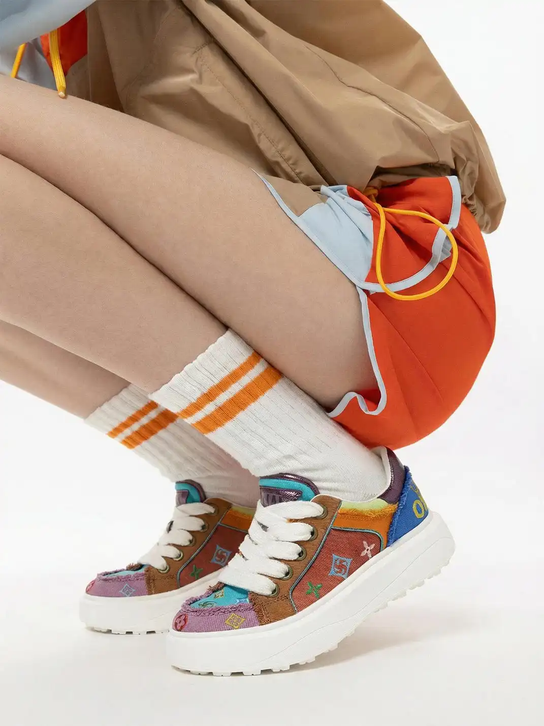 SALAXI | Embrossed Logo Chunky Skate Sneaker