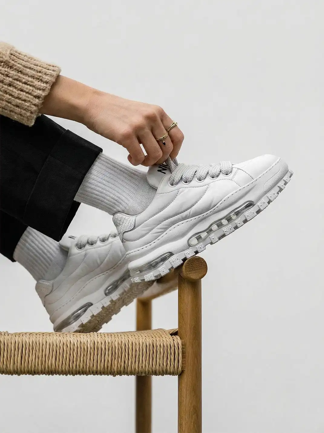 SALAXI | "WALK ON ICE" Chunky Sneaker