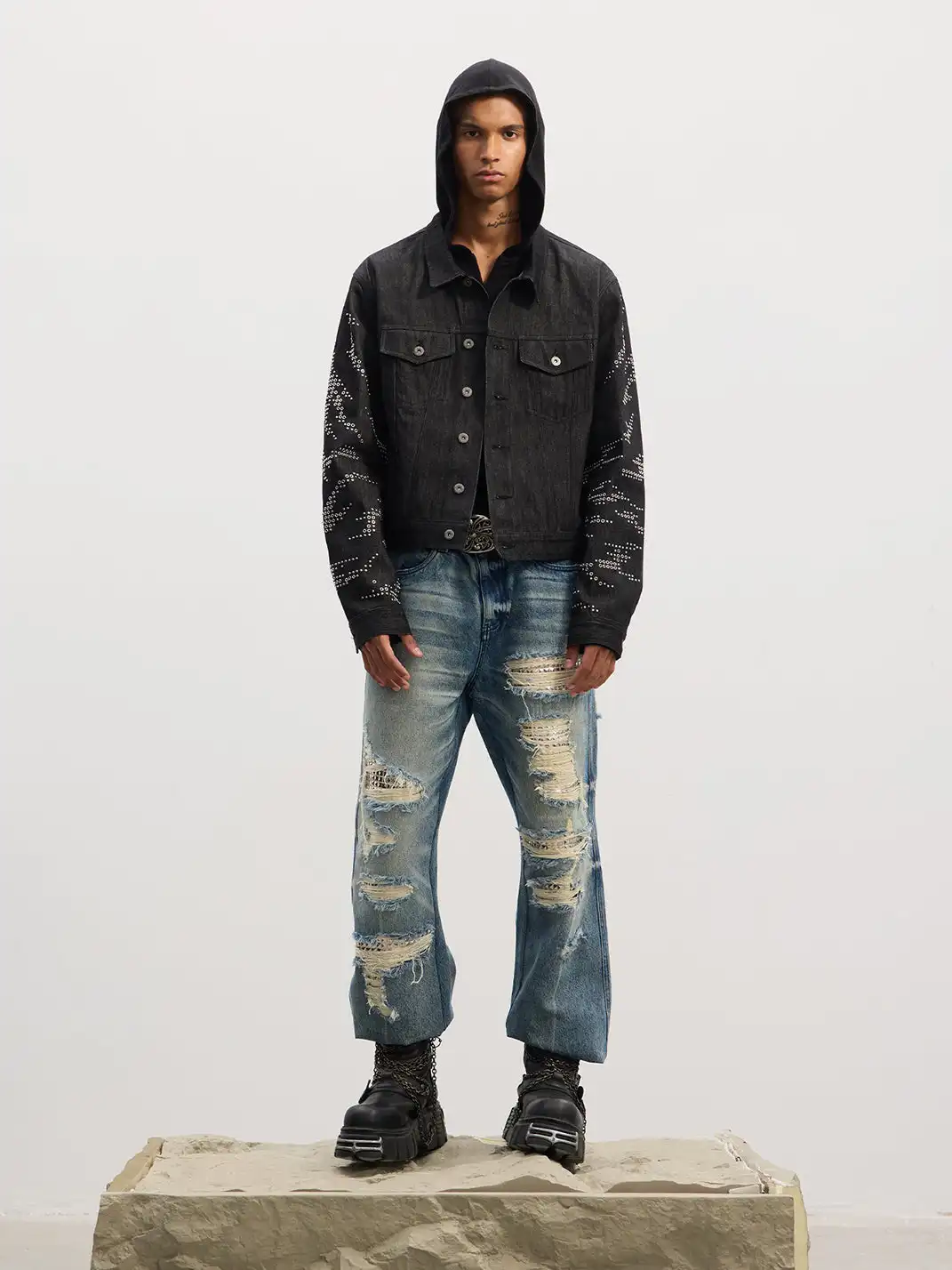 DND4DES | Ripped Rivet Bell Bottom Jeans