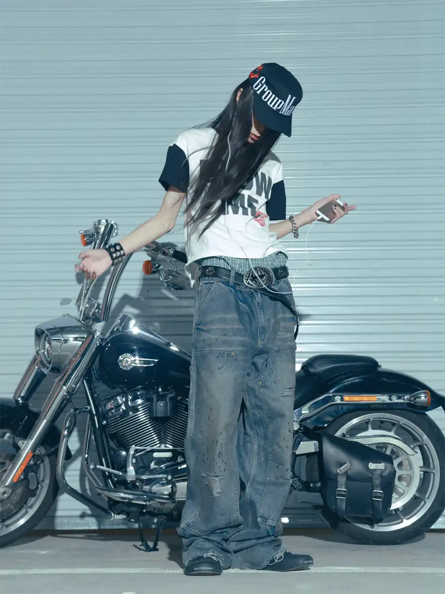 GMK | Distressed Straight Leg Jeans - 3