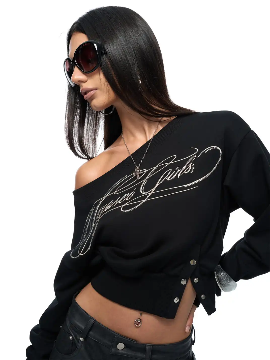 JYOSEI | Inkwaork Off-Shoulder Sweatshirt