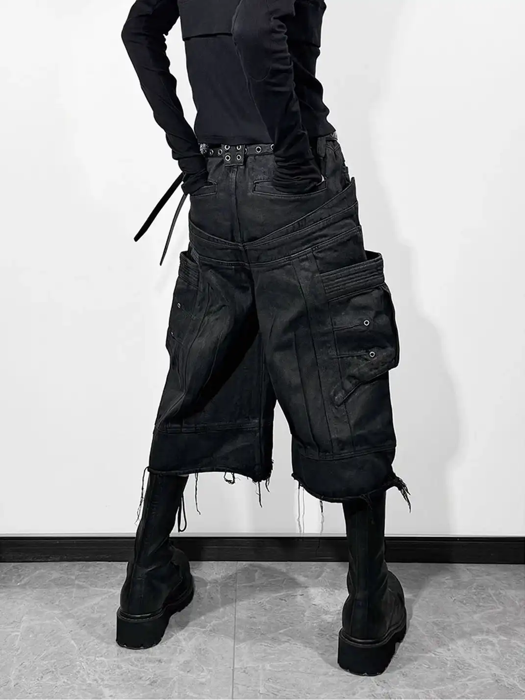 ATA NOTHINGNESS | Waxed Utility 3/4 Shorts