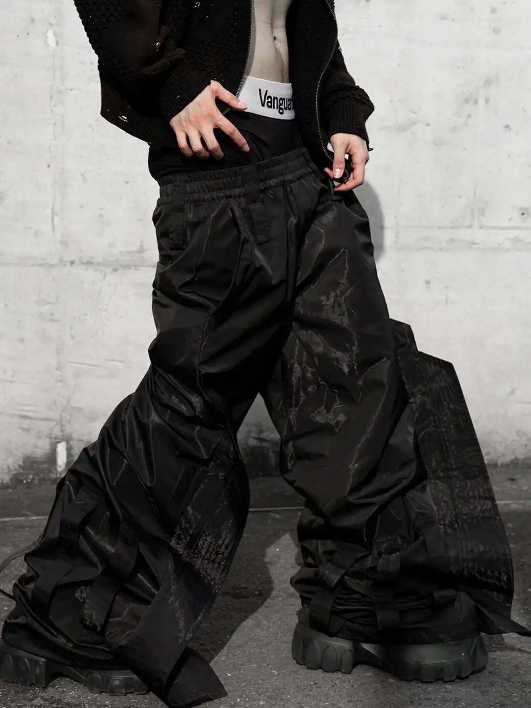 VANGUARDIA | Dark Wings Baggy Pants