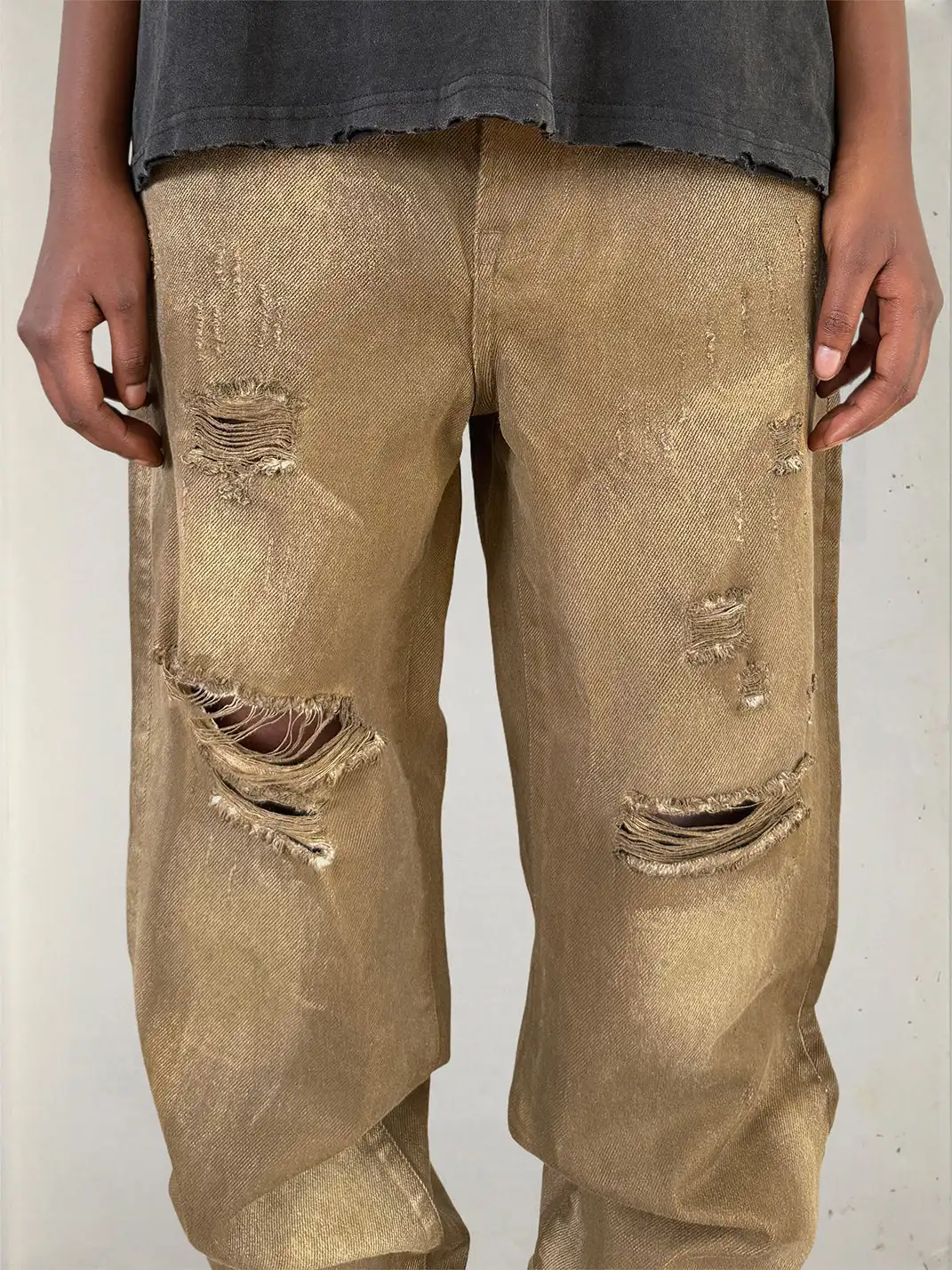 UNKNOWNWORLD | Distressed Mud Dye Jeans