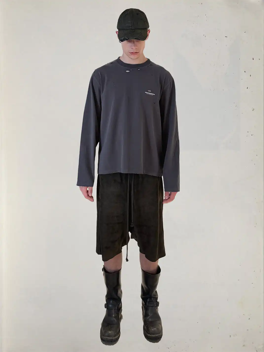 UNKNOWNWORLD | Ripped Oversize Long Sleeve