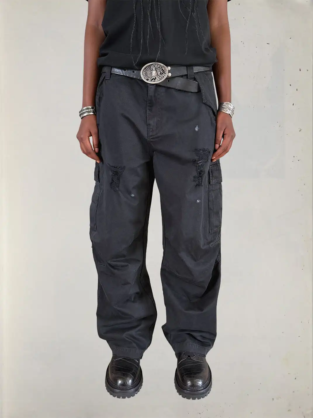 UNKNOWNWORLD | Ripped Cargo Pants