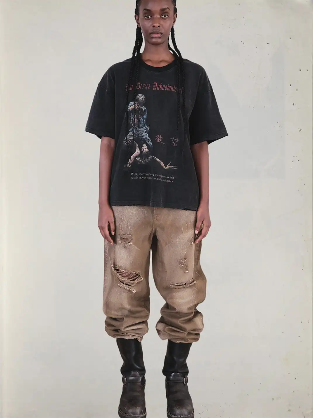 UNKNOWNWORLD | "THE DESIRE" Tee