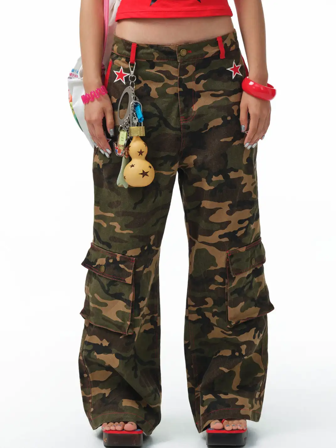 HUDIEGONGZHU | Street Style Star Embroidered Camo Cargo Pants