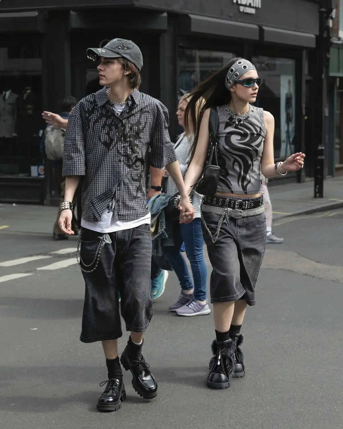 NEXT IMPULSIVE丨"Iron-Heart" Faux Fur Patchwork Boots - Black