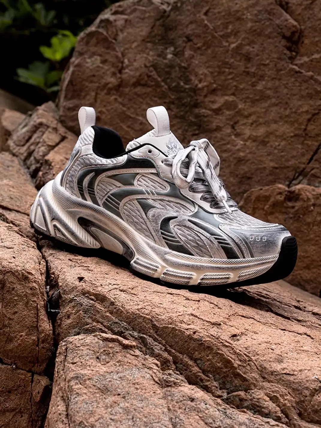 MULE DONKEY | "AeroCore Velocity" Lightweight Runner Dad Sneaker