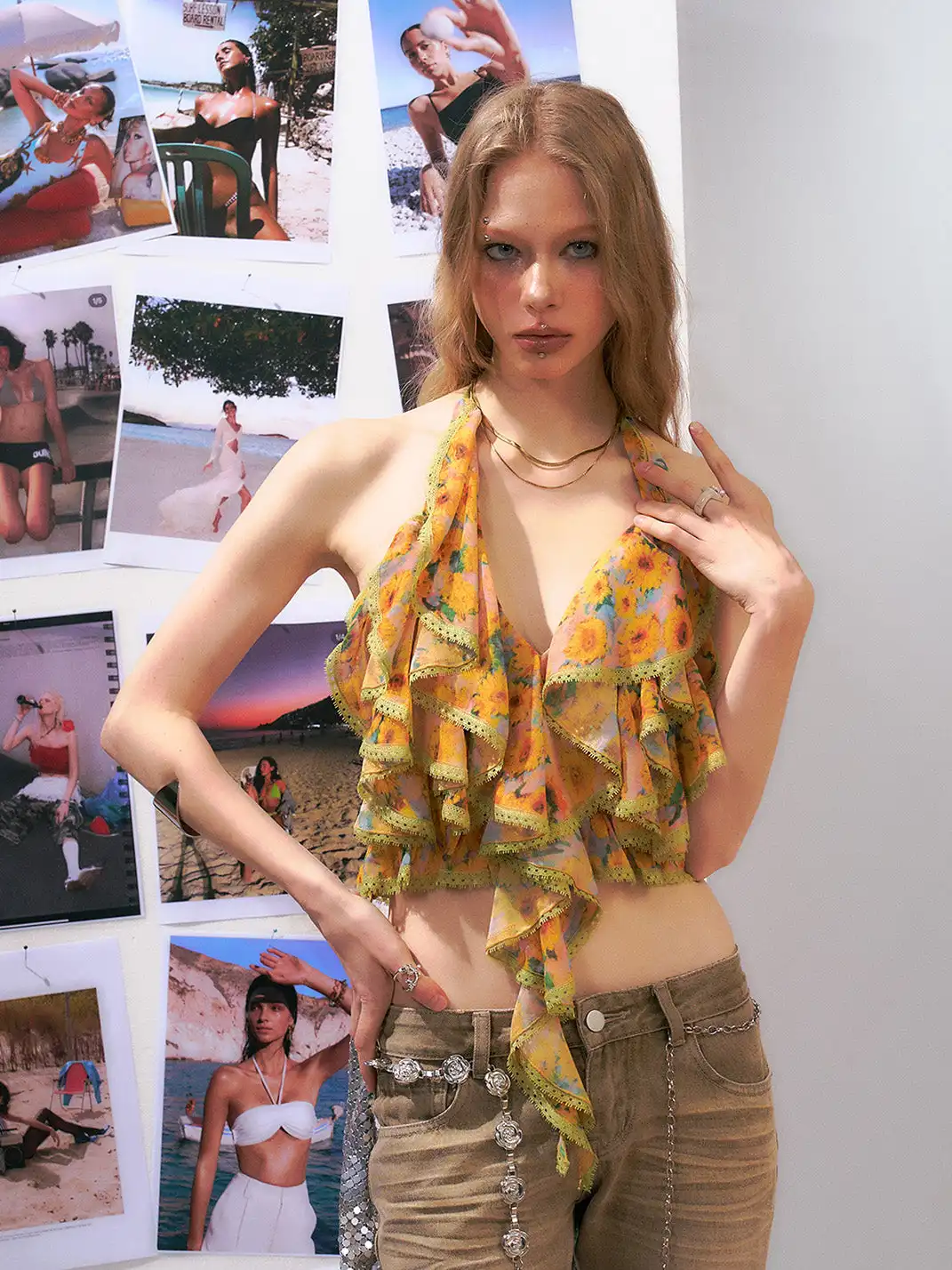 THE NEVERMORE | Floral Print Ruffle Halter Top