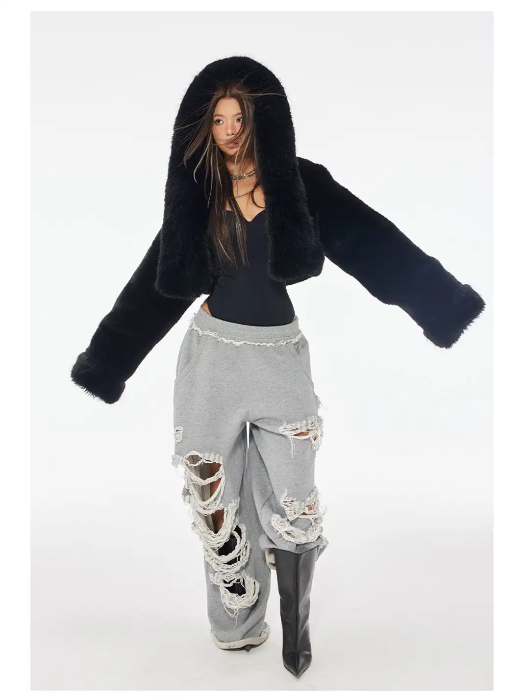 BUM STUDIO | Short Plush Hooded Jacket