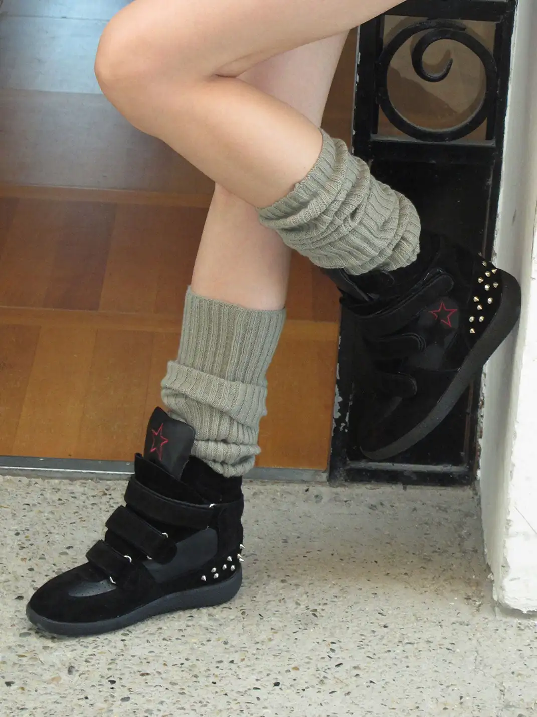 Mooreyu Atelier | Genuine Leather Velcro Hidden Heel Sneakers