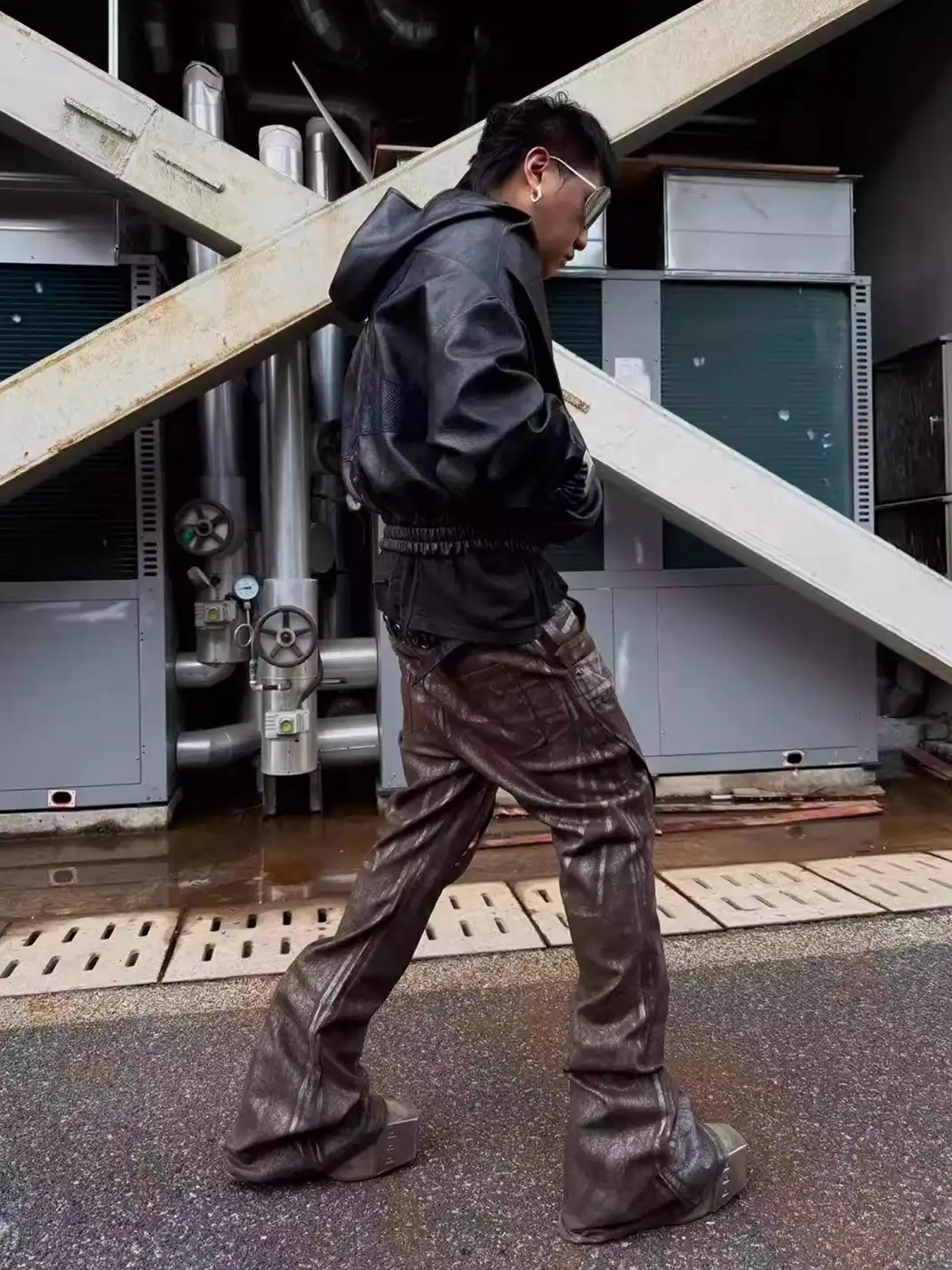 Disark│Vintage Distressed Coated Flared Pants