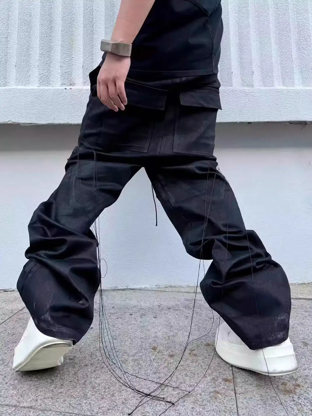 Disark│Hand-Waxed Tassel Flared Jeans