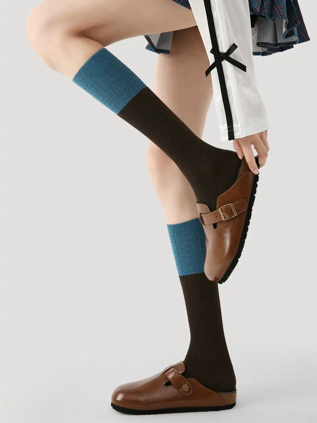 Renaissance丨Mid-Calf Seamless Slouchy Socks
