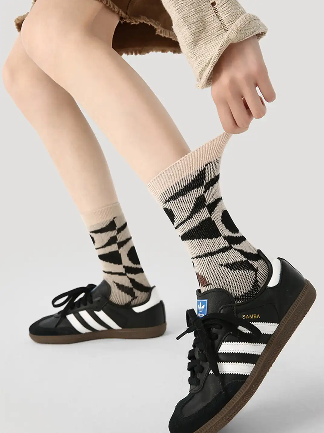 Renaissance丨 Retro Mid-Calf Socks (3-Pack)