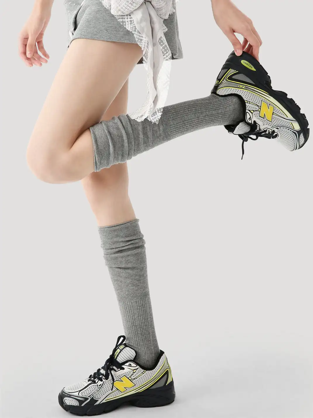 Renaissance丨Solid Color Seamless Over-the-Knee Socks