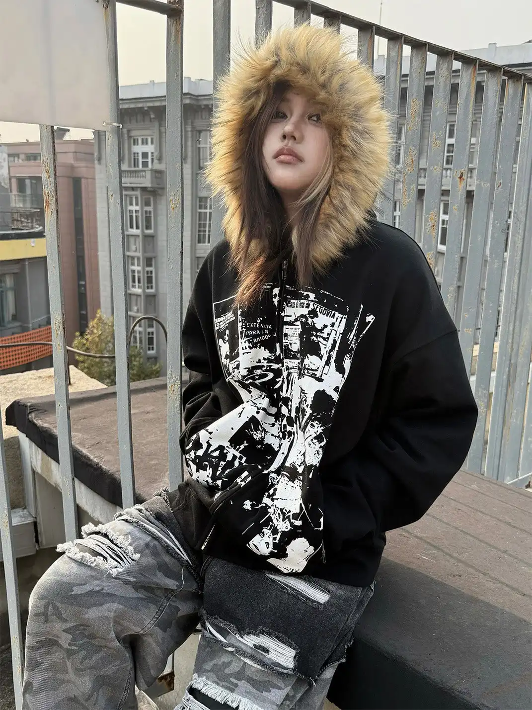 PAIKI | Vintage Rock Band Print Hoodie