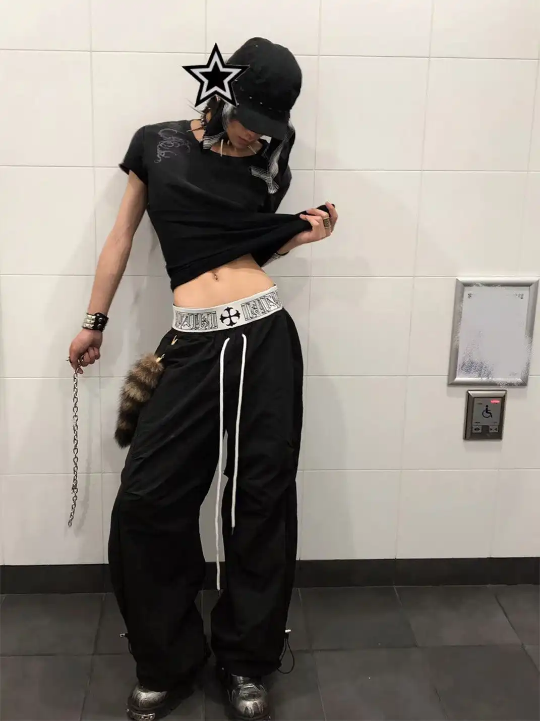 PAIKI | Loose Fit Cargo Pants