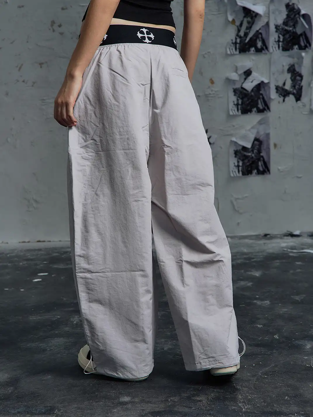 PAIKI | Loose Fit Cargo Pants