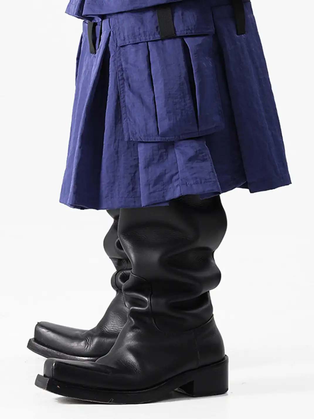 VANGUARDIA | Gender-Neutral Utility Multi-Pocket Skirt