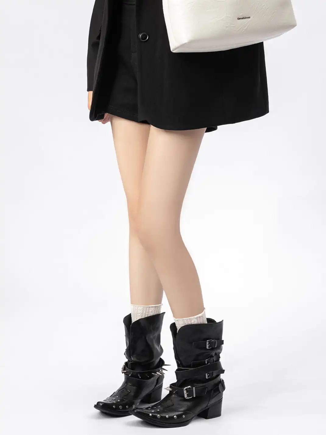 OLDMEOW |  Western-Inspired V-Cut Ankle Boots