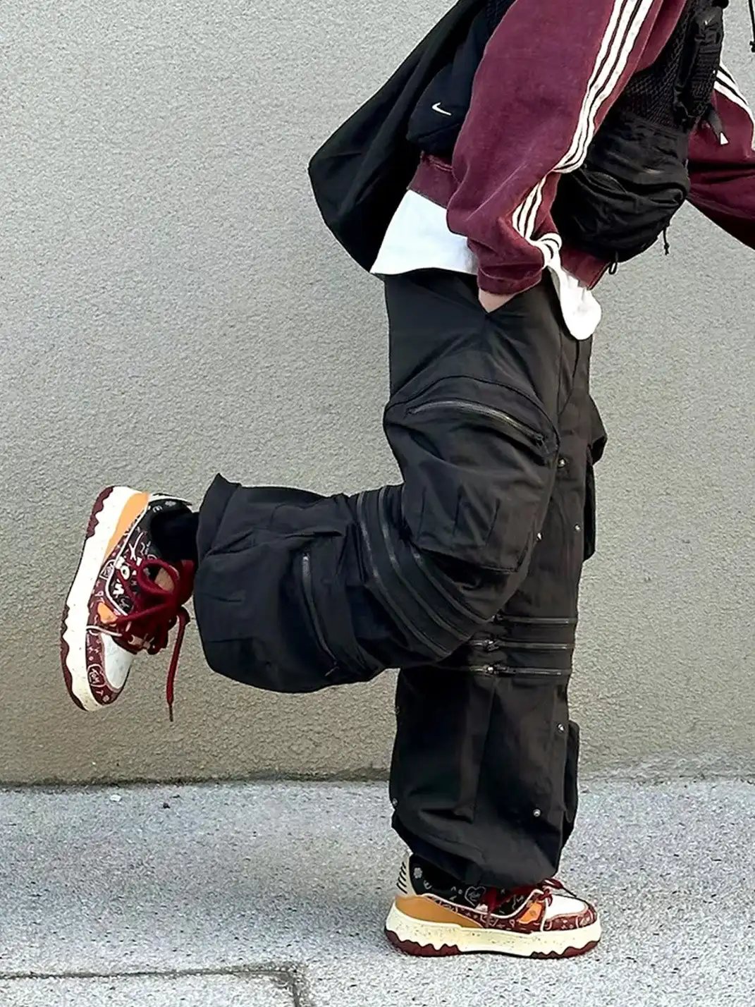 TALKING TOM丨Burgundy Casual Bread Sneakers