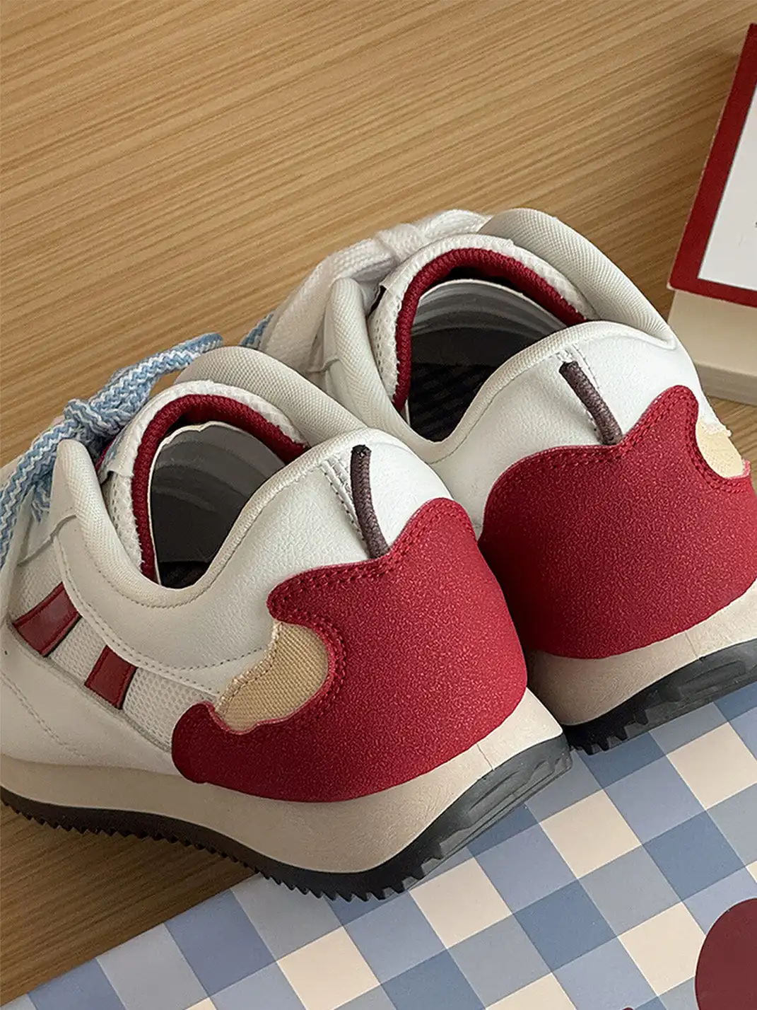 NSTCU丨Apple Pattern Mesh Casual Sneakers