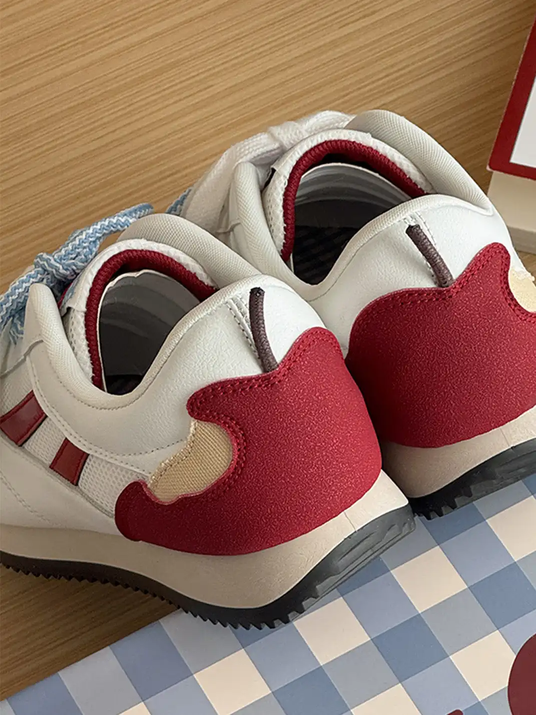 NSTCU丨Apple Pattern Mesh Casual Sneakers