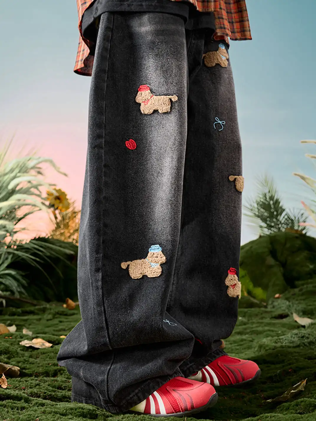 Nuthink | Embroidered Teddy Bear Wide-Leg Denim Pants