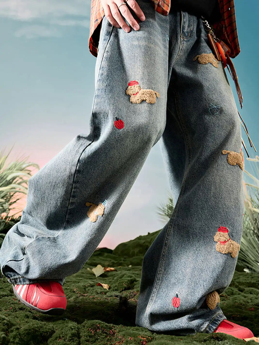 Nuthink | Embroidered Teddy Bear Wide-Leg Denim Pants