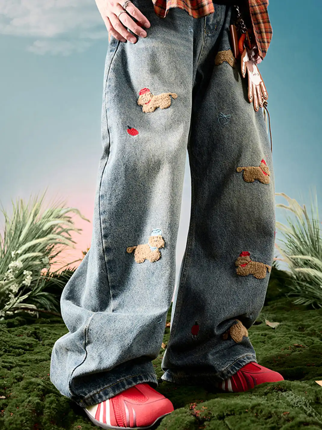 Nuthink | Embroidered Teddy Bear Wide-Leg Denim Pants