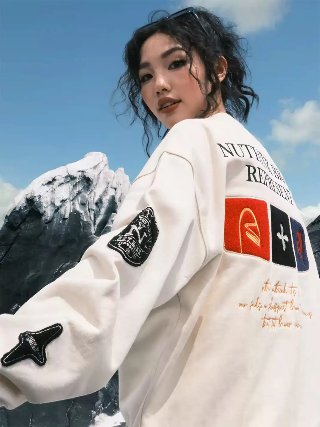 Nuthink | Heavy Embroidery Logo Sweatshirt